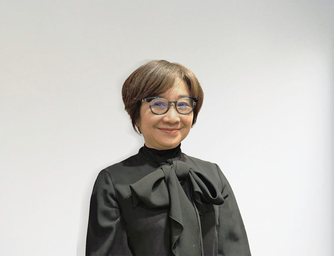 女性スタッフ　田村かすみ