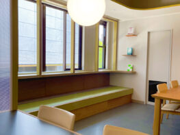 女性が利用するシェアオフィスの内観３